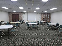 Travelodge by Wyndham Lemoore Near Naval Air Station