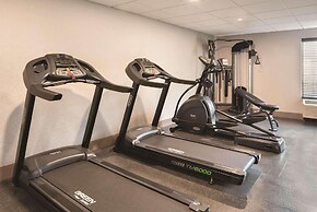 Country Inn & Suites by Radisson, La Crosse, WI
