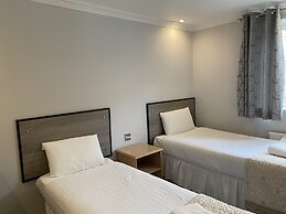 The George Hotel
