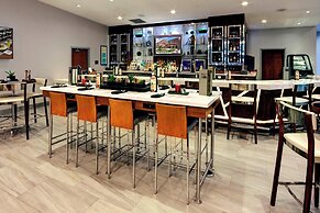 Marriott East Lansing at University Place