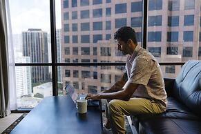 Aston at the Executive Centre Hotel