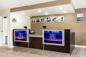 Motel 6 Lagrange, GA