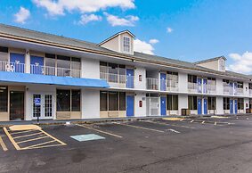 Motel 6 Lagrange, GA