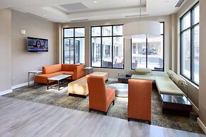 Hilton Garden Inn Reagan National Airport