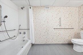 Holiday Inn Portsmouth by IHG