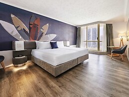 Novotel Surfers Paradise