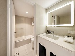 Novotel Surfers Paradise