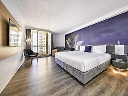 Novotel Surfers Paradise