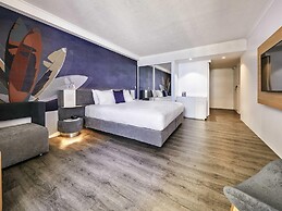 Novotel Surfers Paradise