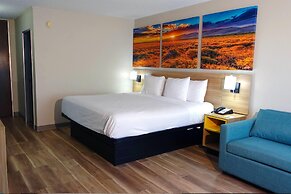 Days Inn by Wyndham Norman