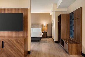 Holiday Inn & Suites Vancouver Downtown by IHG