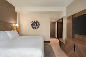 Holiday Inn & Suites Vancouver Downtown by IHG