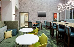 Hampton Inn & Suites Mobile I-65@ Airport Blvd