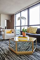 Hotel Derek