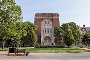 Baymont Inn & Suites by Wyndham Lafayette/Purdue Area