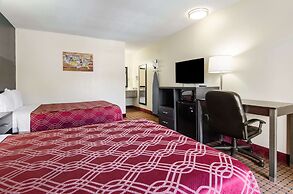 Econo Lodge Near Motor Speedway