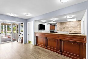 SureStay Studio by Best Western Pensacola