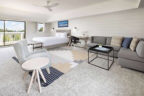 The Pell - Part of JdV by Hyatt