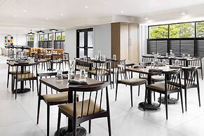 The Pell - Part of JdV by Hyatt