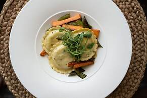 The Pell - Part of JdV by Hyatt