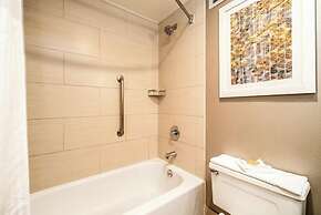 DoubleTree by Hilton Denver - Westminster