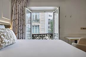 Posy Hotel by Happyculture