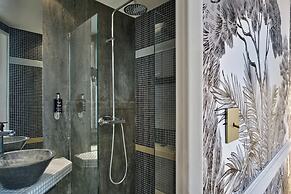 Posy Hotel by Happyculture