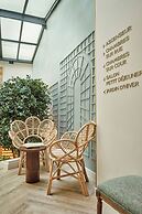 Posy Hotel by Happyculture