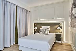 Posy Hotel by Happyculture