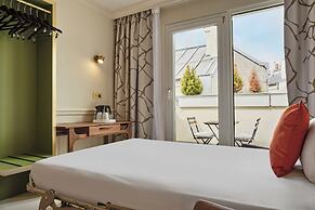 Posy Hotel by Happyculture