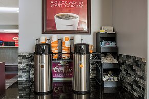 Econo Lodge Duluth near Miller Hill Mall