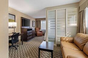 Best Western Plus InnTowner Madison