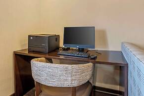 Best Western Plus InnTowner Madison