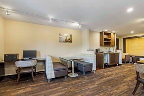 Best Western Plus InnTowner Madison