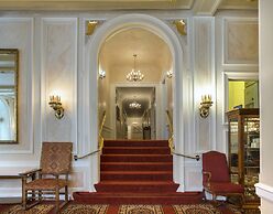 Beresford Arms Hotel