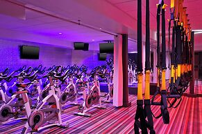 Aloft Calgary University