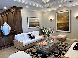 Sundial Beach Resort & Spa