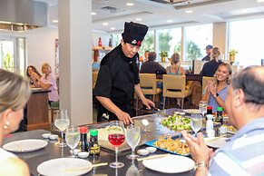 Sundial Beach Resort & Spa