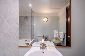 The International Hotel