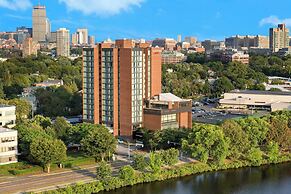 Courtyard by Marriott Boston-Cambridge