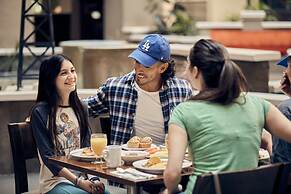 Embassy Suites by Hilton Los Angeles Downey