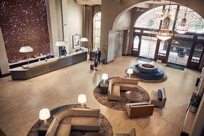 Embassy Suites by Hilton Los Angeles Downey