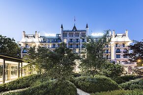 Royal Savoy Hotel & Spa