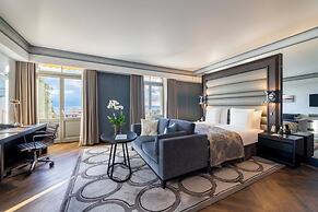 Royal Savoy Hotel & Spa
