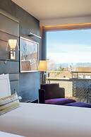 Royal Savoy Hotel & Spa