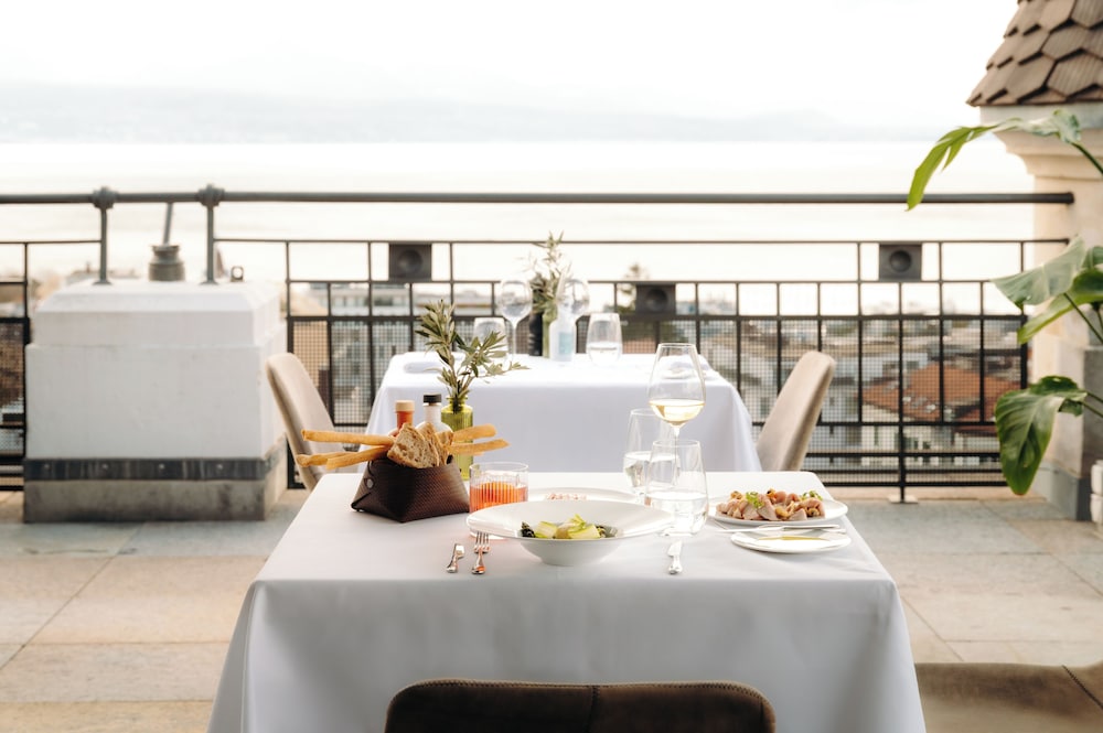 Royal Savoy Hotel & Spa