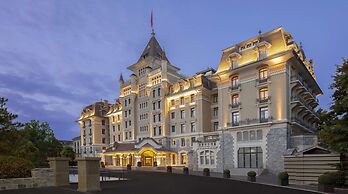 Royal Savoy Hotel & Spa