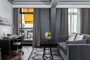 Royal Savoy Hotel & Spa