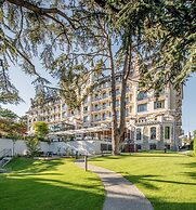 Royal Savoy Hotel & Spa