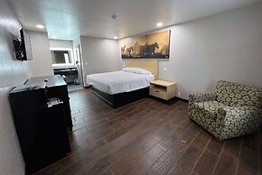 Days Inn by Wyndham Canton